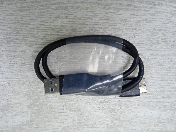 移動硬盤USB數(shù)據(jù)線如何定制，USB3.0數(shù)據(jù)線定制廠家